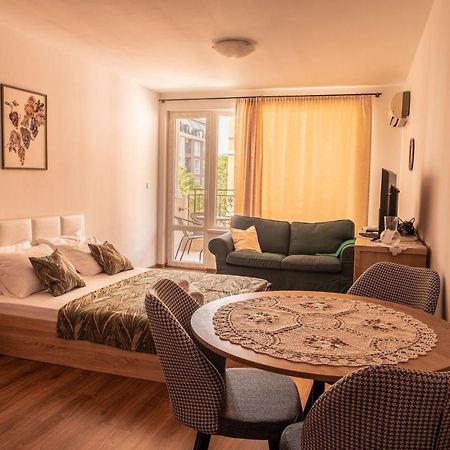 Bellissimo Студио Близо До Плажа Ravda Extérieur photo
